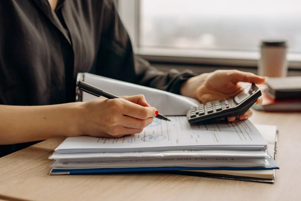 Dicas de Finanças Pessoais para Economizar Dinheiro em 2024