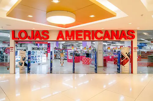 A Americanas teve um crescimento de mais de 30% nas vendas gerais entre os dias 7 e 12 de junho, período de compras do Dia dos Namorados. As regiões Norte e Nordeste foram as que mais se destacaram, com crescimento de 41% e 39%, respectivamente